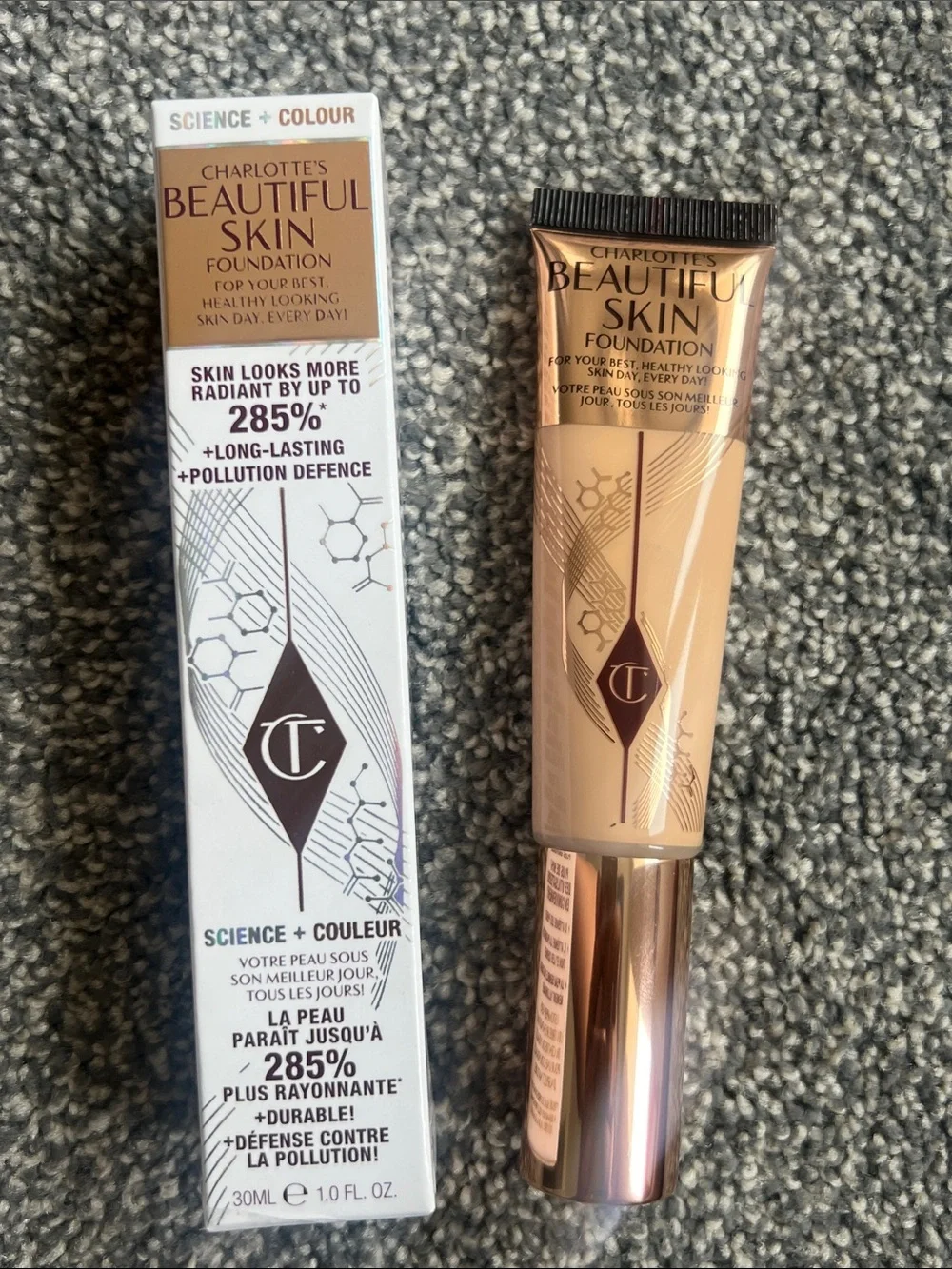 Charlotte Tilbury Beautiful Skin Foundation - In 2 Neutral